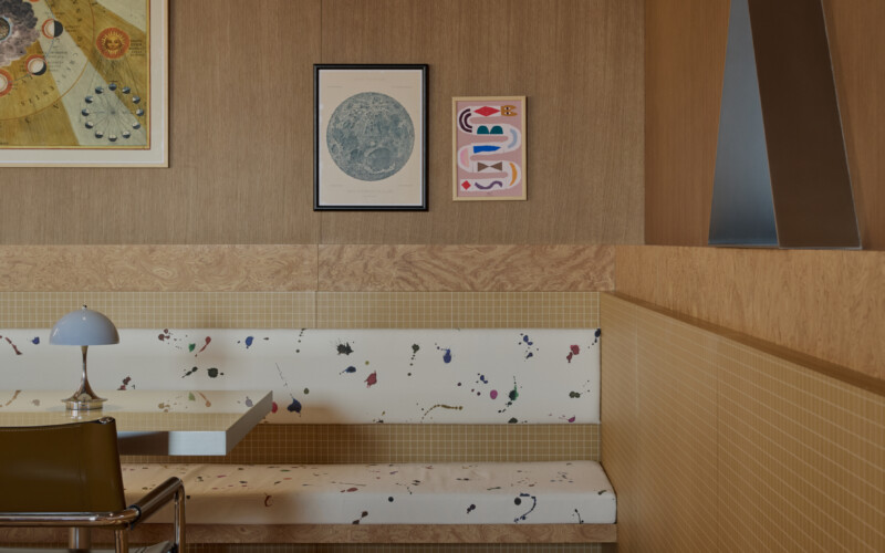 MOON SLICE AL KHAWANEEJ